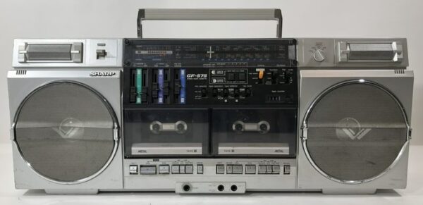 BOOMBOX SHARP GF-575